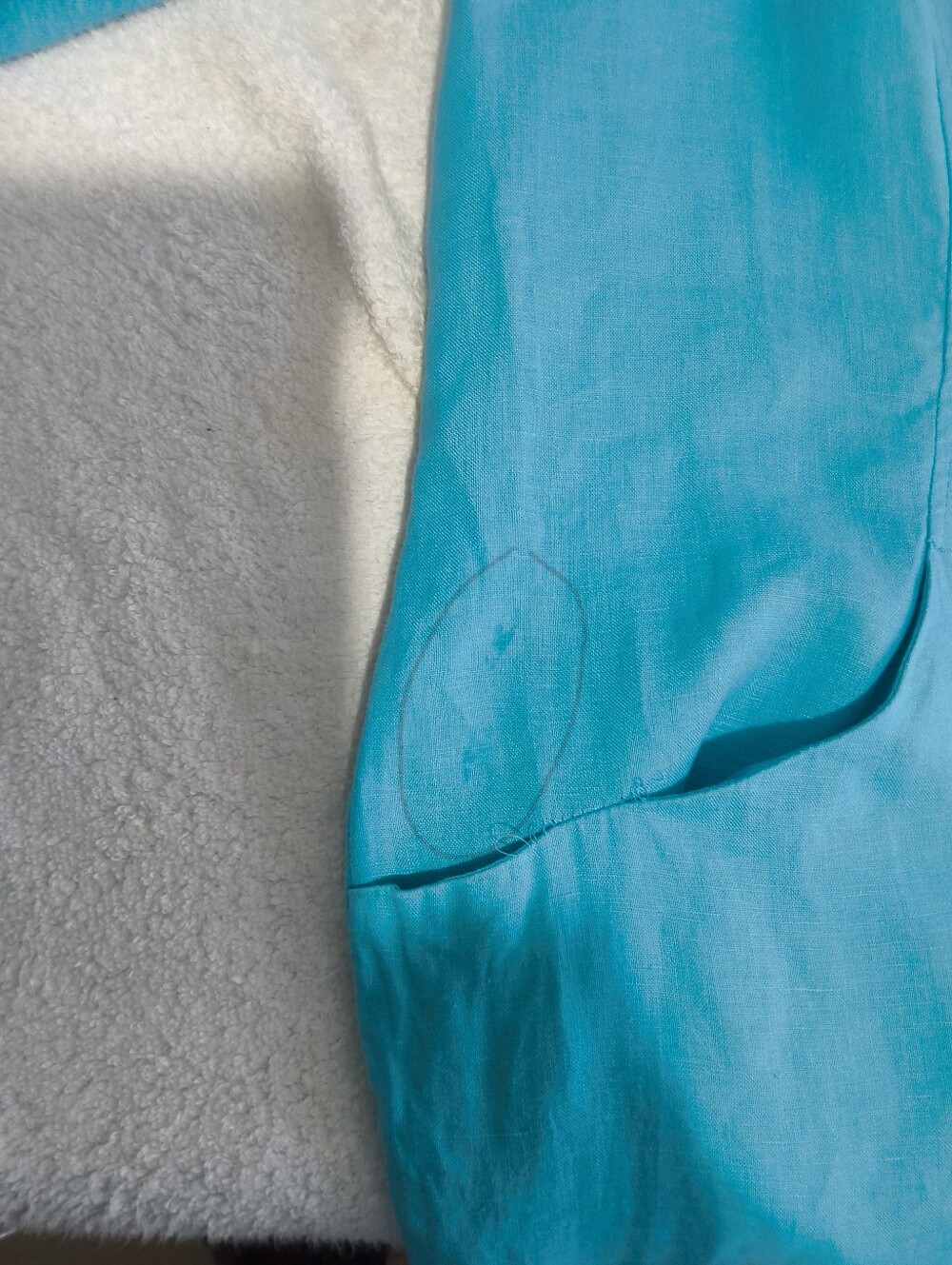 RIANI Bright Turquoise V-Neck Tunic with Pockets - Picture 13 of 15